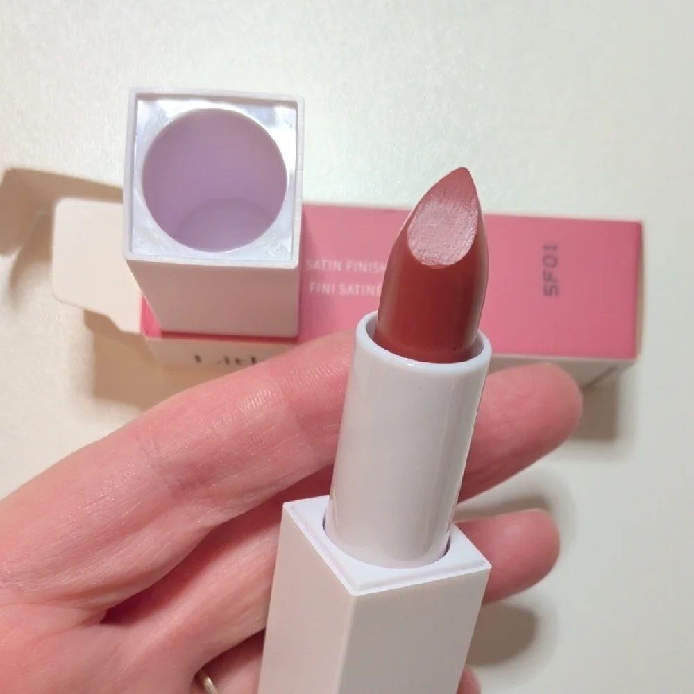 Peony - Lithe - Satin Finish Nourish & Glow Lipstick